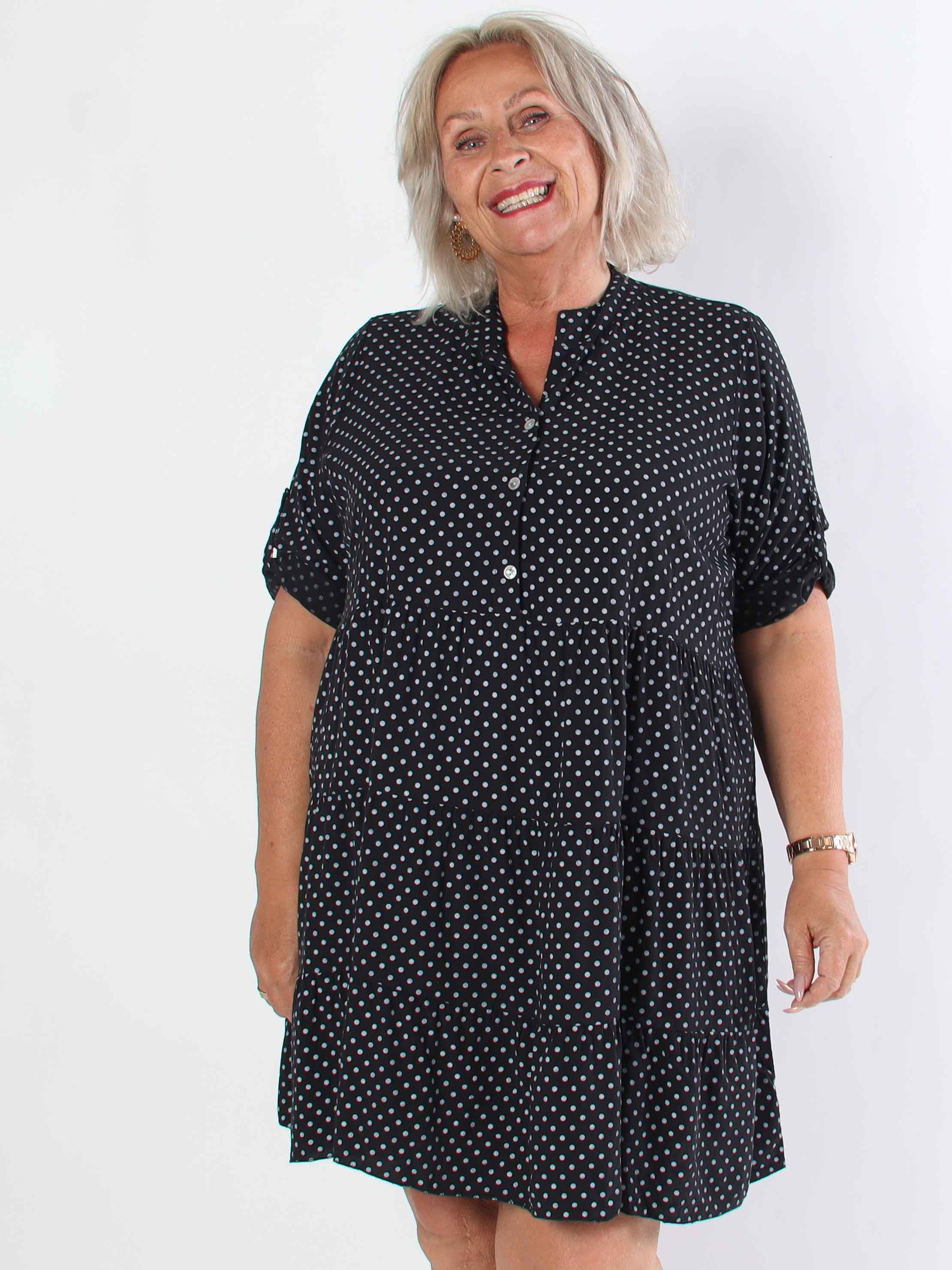Dotti Short - Klänning med lager på lager-look i viskos